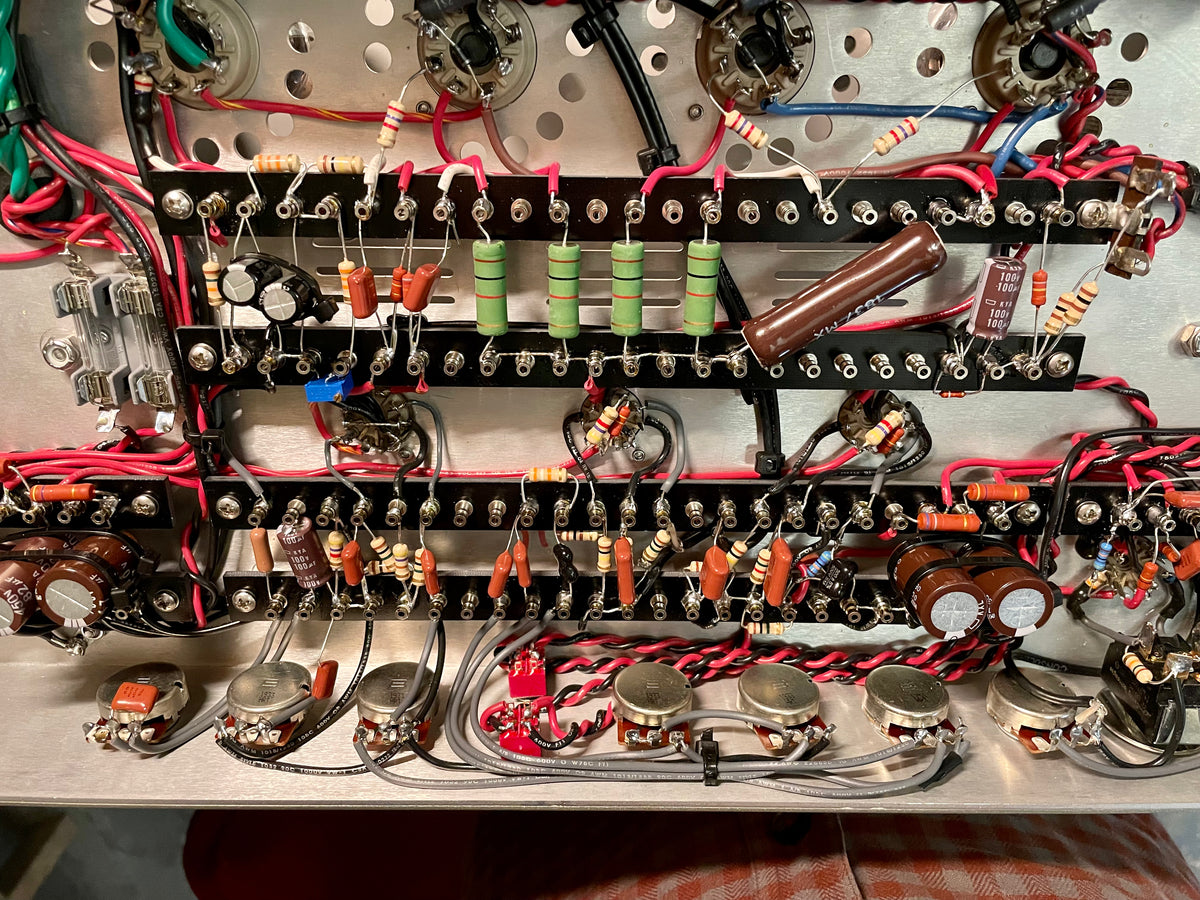 Handwired turret strop handmade amp amplifier made in Chicago DCA HMW heavy metal warfare Dean Costello Audio